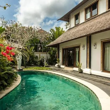 Villa Nelayan Sands